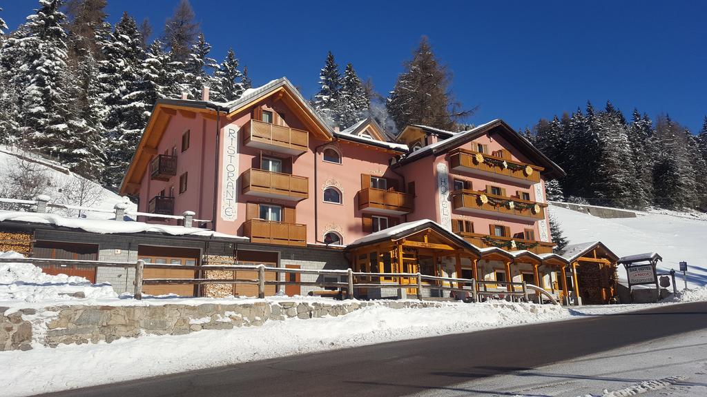 Hotel La Roccia Passo del Tonale Exterior photo